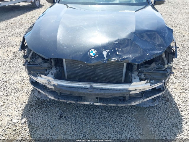 WBA7F2C59HG421618 BMW 750i / b7