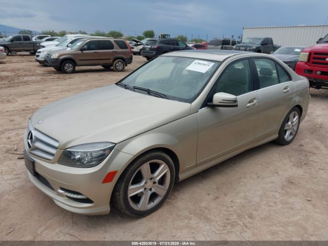 2011 MERCEDES-BENZ C 300 WDDGF5EB8BR184662 Photo 1