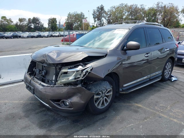 Nissan 2016 2016 5N1AR2MN4GC636100 Image 2