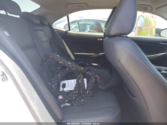 JTHBA1D25G5005875 Lexus 8ar-fts