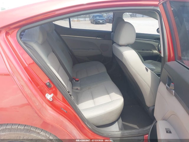 Hyundai 2017 2017 5NPD74LFXHH081091 Image 8