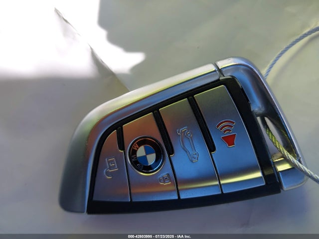 WBAJR3C04LWW78837 BMW 530I