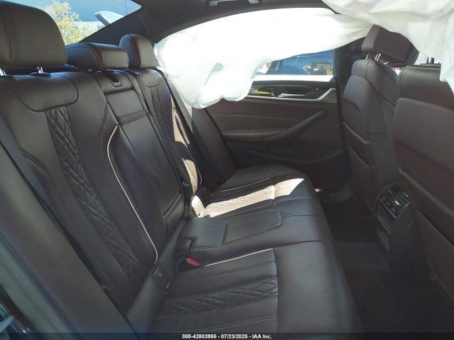 WBAJR3C04LWW78837 BMW 530I