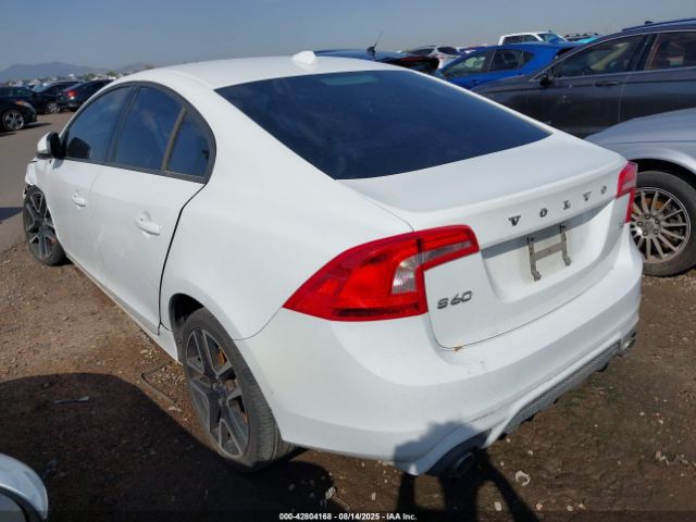 2017 VOLVO S60 YV126MFL6H2423997 Photo 2