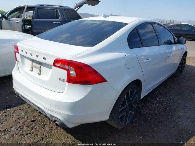 2017 VOLVO S60 YV126MFL6H2423997 Photo 3