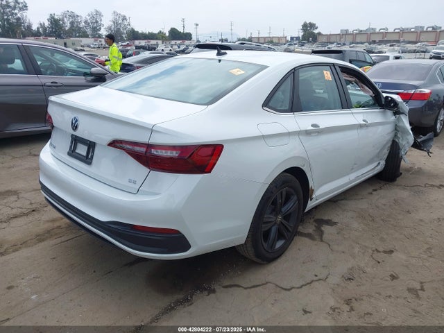 Volkswagen tsi 2024 3VWEM7BU3RM059831 Image 4
