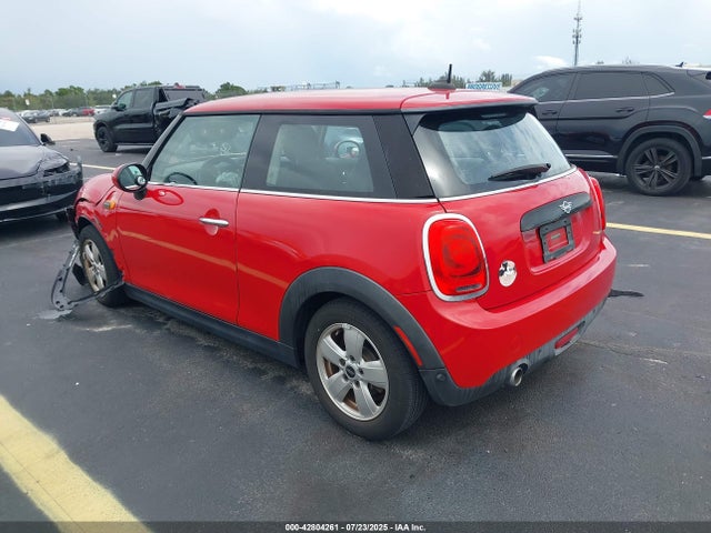 2019 MINI HARDTOP WMWXP5C57K2H29926 Photo 2