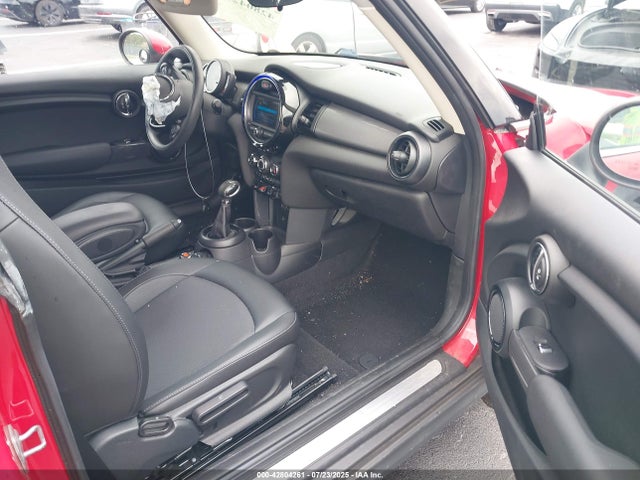 2019 MINI HARDTOP WMWXP5C57K2H29926 Photo 4