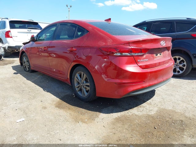 42804271 :رقم المزاد ، 5NPD84LF0JH400601 vin ، 2018 Hyundai Elantra Sel مزاد بيع