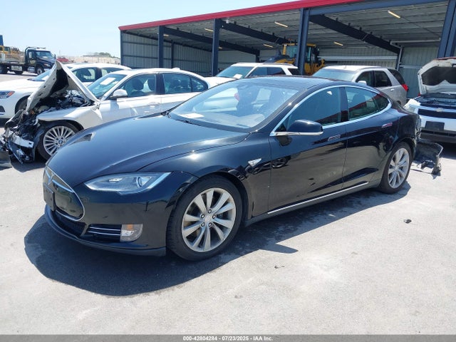 2015 TESLA MODEL S 5YJSA1E23FF102098 Photo 1
