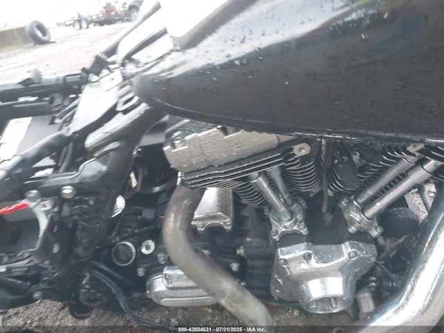 2013 Harley-davidson Flhx Street Glide მანქანა იყიდება აუქციონზე, vin: 1HD1KBM19DB695214, აუქციონის ნომერი: 42804531
