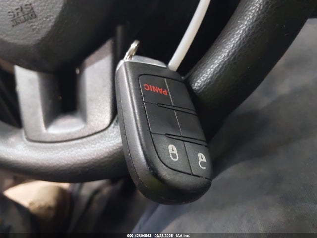 42804543 :رقم المزاد ، 3C4PDDBG5FT566770 vin ، 2015 Dodge Journey Sxt مزاد بيع