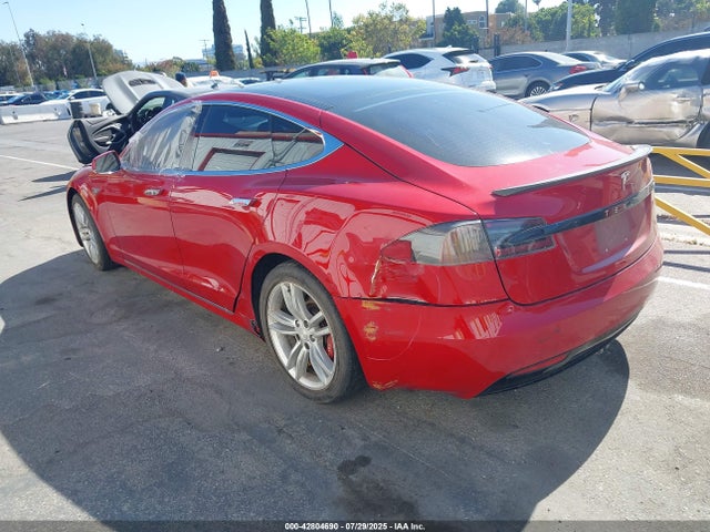 2016 TESLA MODEL S 5YJSA1E2XGF152689 Photo 2