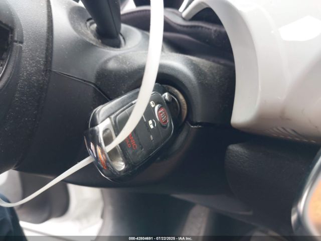 2016 FIAT 500X ZFBCFXAT0GP324617 Photo 10