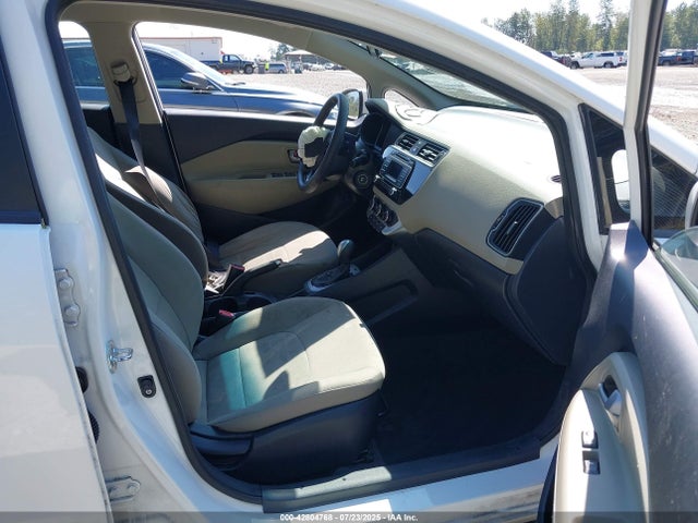 KNADM5A34G6577128 KIA gamma