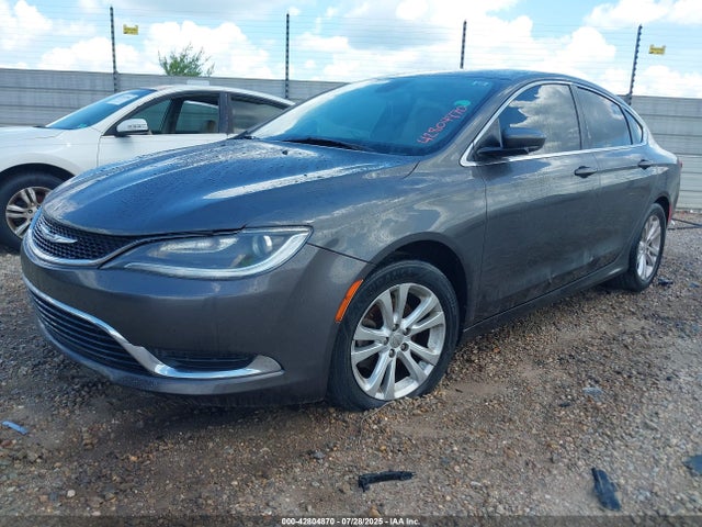 1C3CCCAB6FN633463 Chrysler 2015