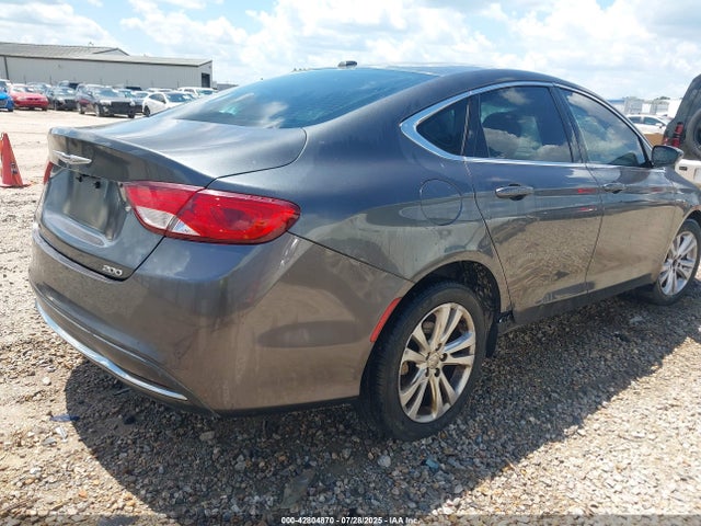 1C3CCCAB6FN633463 Chrysler 2015