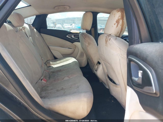 1C3CCCAB6FN633463 Chrysler 2015