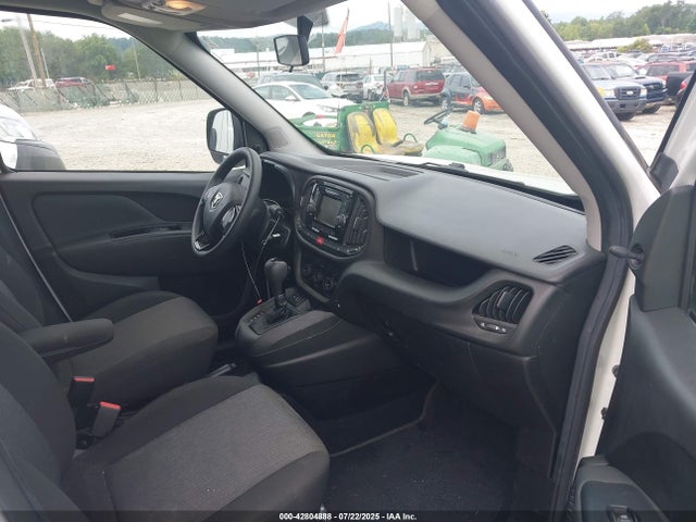 ZFBHRFAB2N6Y58220 RAM Promaster City