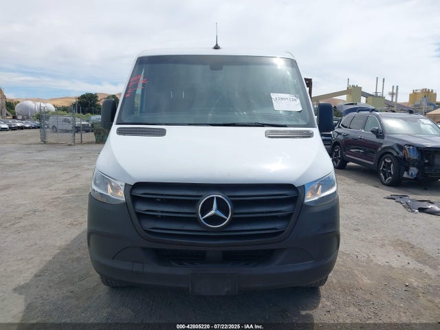 WD3PF0CD8KT003428 Mercedes-Benz om 642 with brake assist