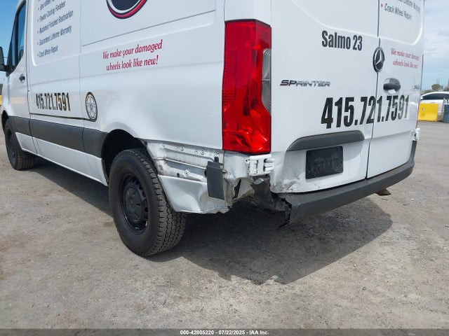WD3PF0CD8KT003428 Mercedes-Benz om 642 with brake assist