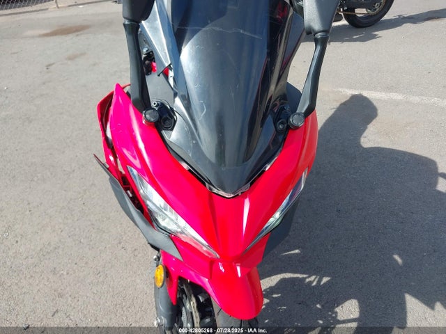 JKAEXKG15MDAA8453 Kawasaki Ninja 400