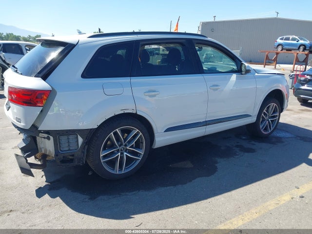 2018 AUDI Q7 WA1VAAF74JD037697 Photo 3