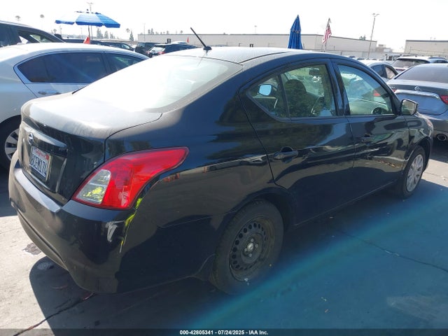 Nissan 2018 2018 3N1CN7AP1JL837754 Image 4