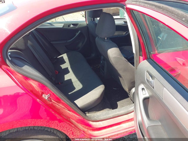 3VWD17AJ4FM205418 Volkswagen 1.8t