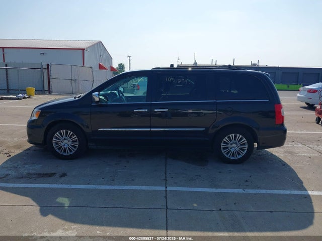 2C4RC1CG5FR590742 Chrysler Town and Country