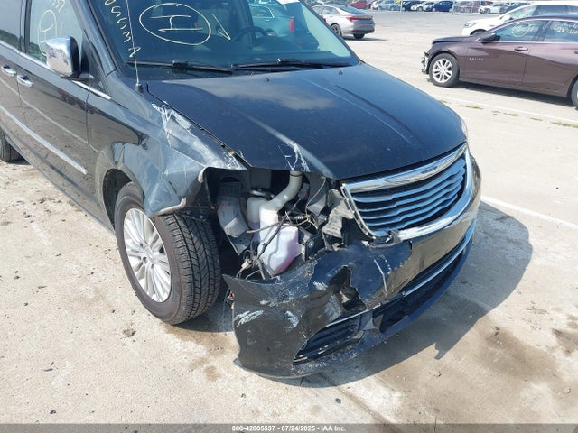 2C4RC1CG5FR590742 Chrysler Town and Country