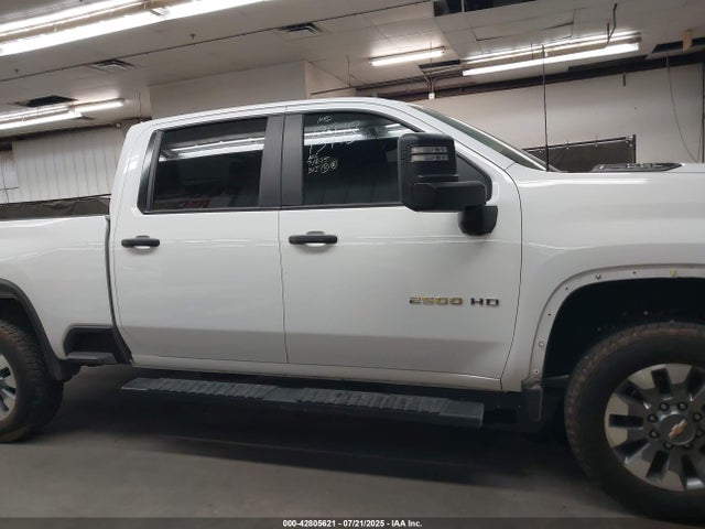 2GC4YME75R1152896 Chevrolet l8t
