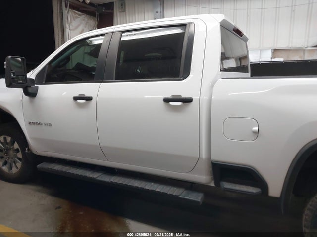 2GC4YME75R1152896 Chevrolet l8t