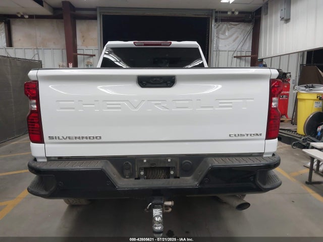 2GC4YME75R1152896 Chevrolet l8t