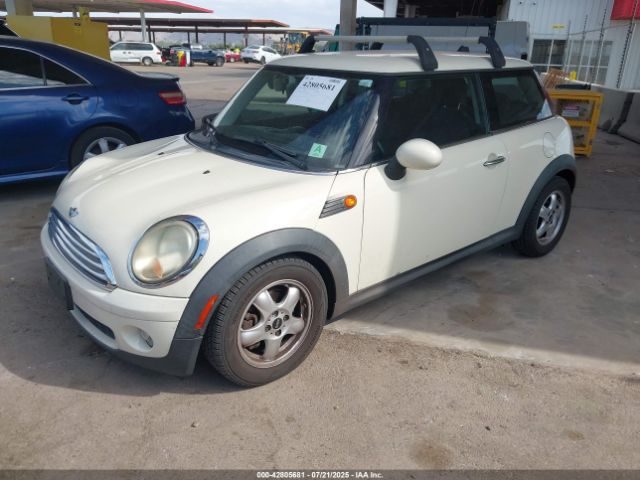 2010 MINI COOPER WMWMF3C53ATZ25765 Photo 1