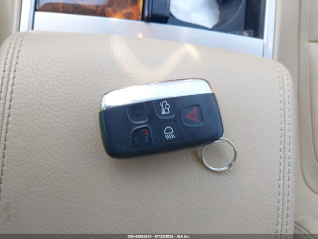 2013 JAGUAR XF SAJWA0E75D8S69469 Photo 10