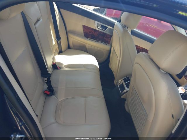 2013 JAGUAR XF SAJWA0E75D8S69469 Photo 7