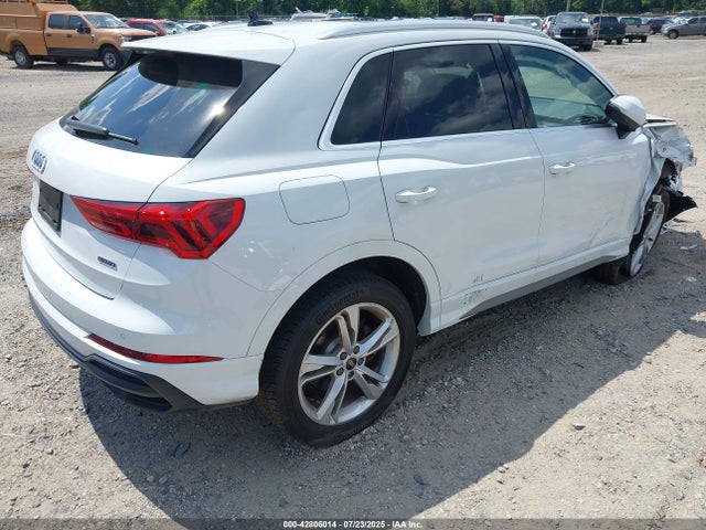 2022 AUDI Q3 WA1EECF32N1066345 Photo 3