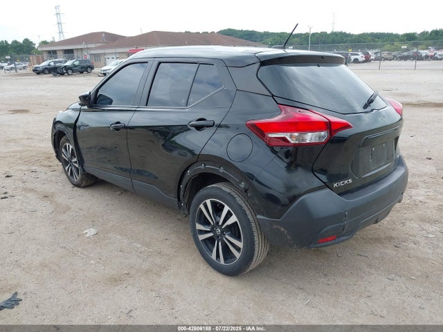 3N1CP5CU3JL525758 Nissan 2018