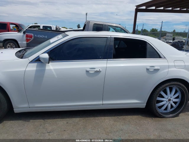 2C3CCAAG8EH346861 Chrysler 300