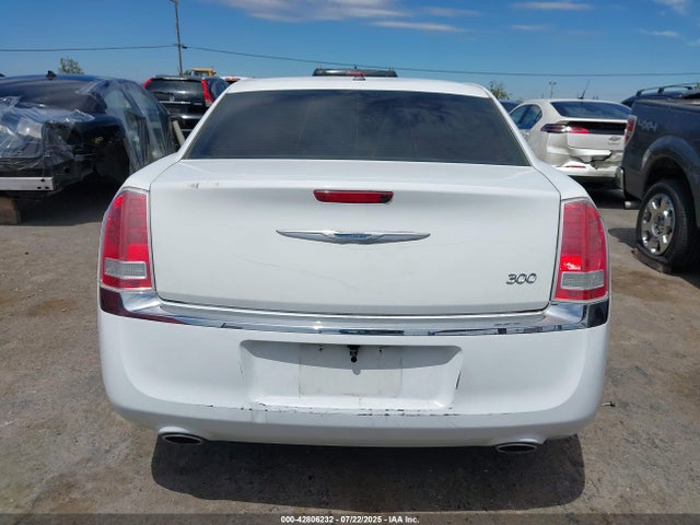 2C3CCAAG8EH346861 Chrysler 300