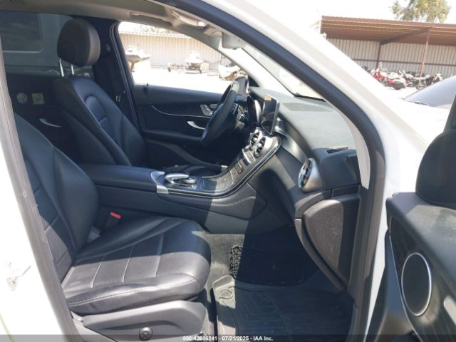 2016 MERCEDES-BENZ GLC 300 WDC0G4JB7GF029144 Photo 4
