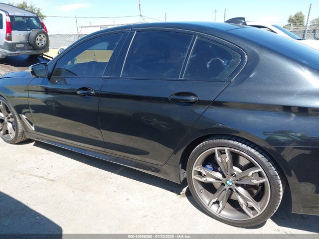 WBAJS7C03LBN96293 BMW m550i