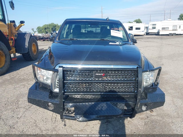 3C6UR5JL0JG325782 RAM 2500