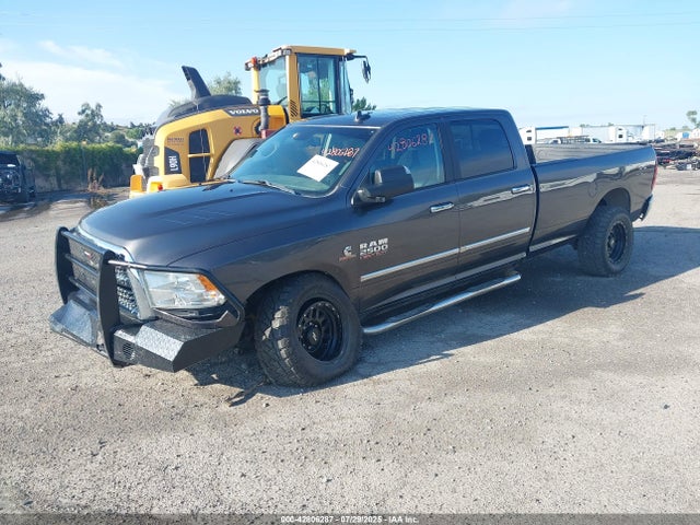 3C6UR5JL0JG325782 RAM 2500