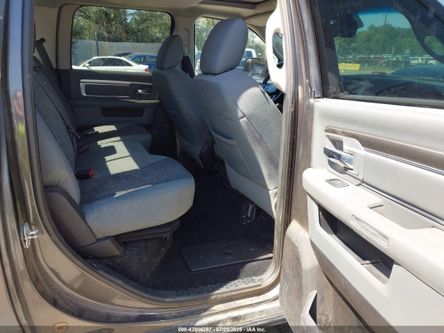 3C6UR5JL0JG325782 RAM 2500