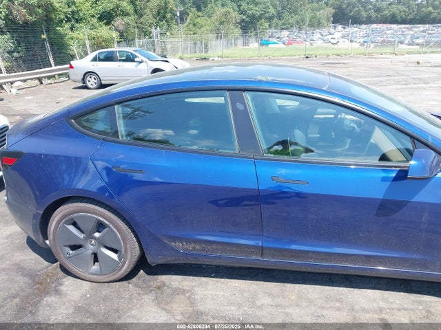 5YJ3E1EB9NF108009 Tesla MODEL 3