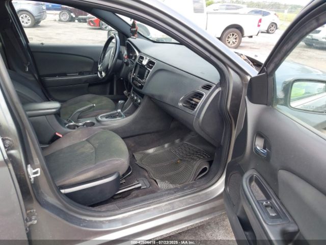 2012 CHRYSLER 200 1C3CCBBB9CN180802 Photo 4