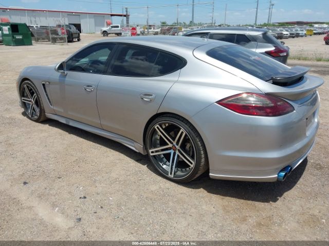2010 PORSCHE PANAMERA WP0AB2A70AL062004 Photo 2