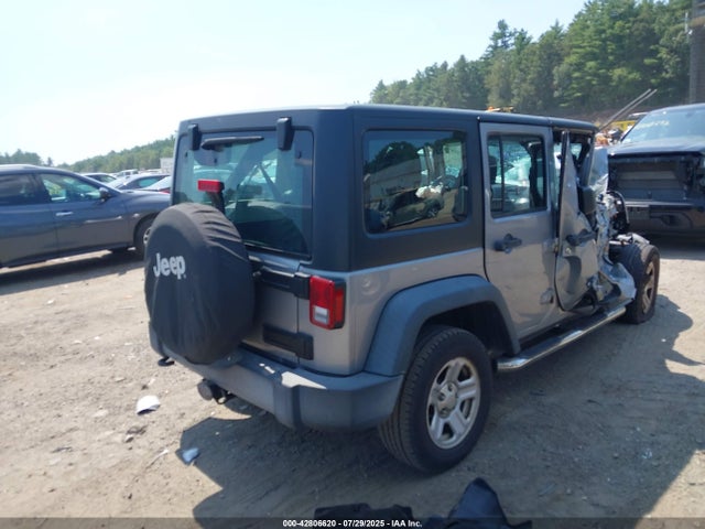 1C4BJWDG7GL226173 Jeep Wrangler